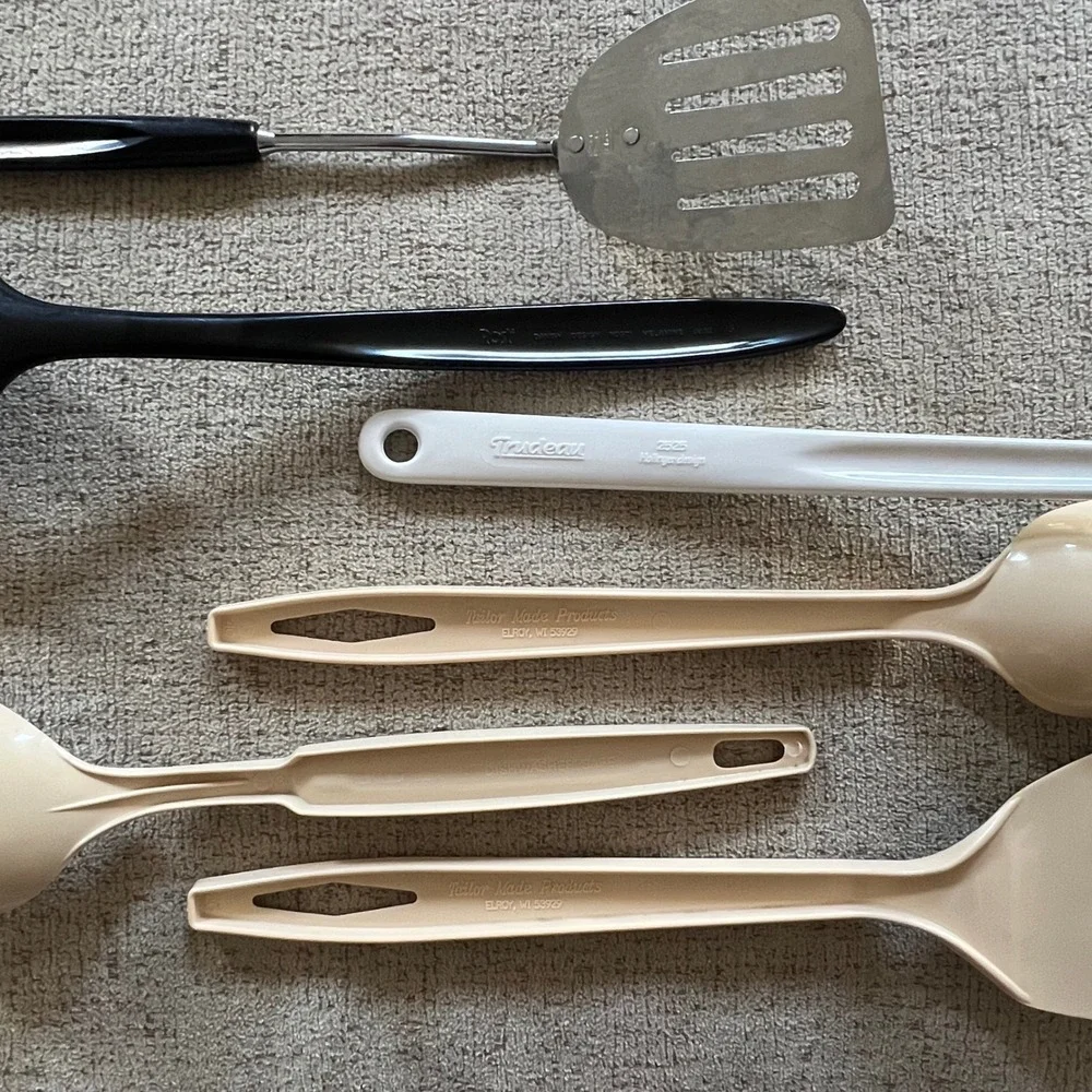 Vtg Kitchen Utensil Set 6pc Tailor Made Trudeau Ekco Spatulas Spoons Tan Black